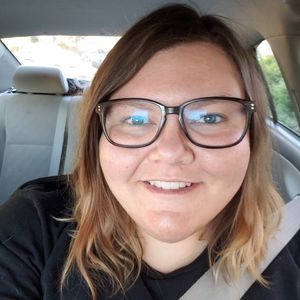 Meet your Posher, Leah